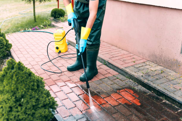 Best Restaurant Pressure Washing  in Lakeland, FL